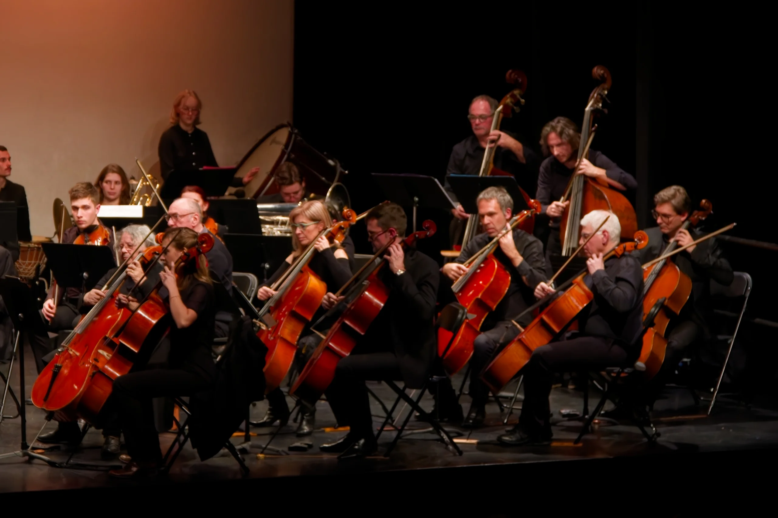 Pupitres de violoncelles et contrebasses