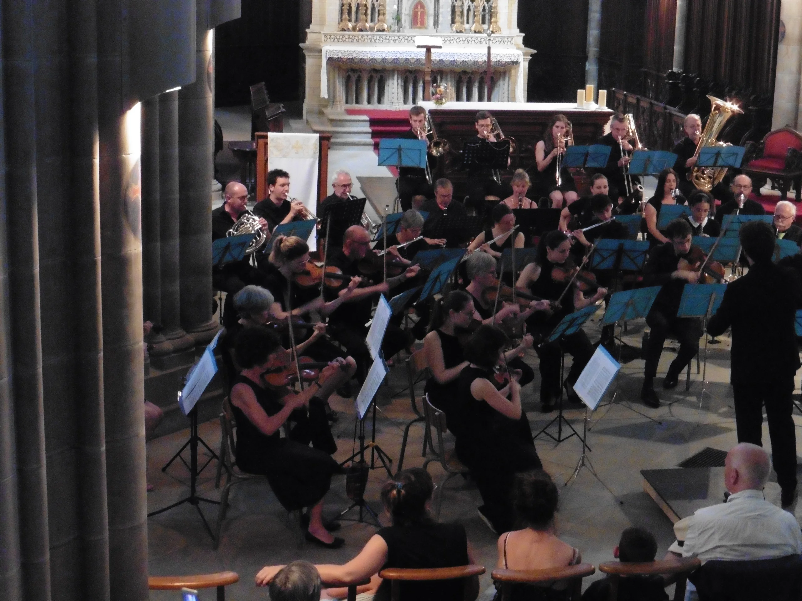 Partie gauche de l'orchestre